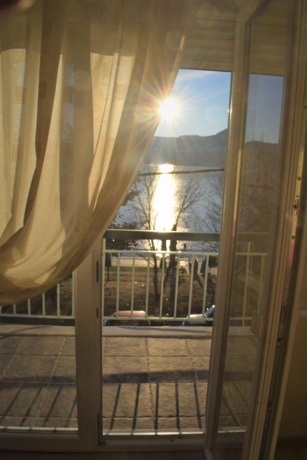 Kastoria Apartment Μπροστά Στη Λίμνη Στο Κέντρο Luaran gambar